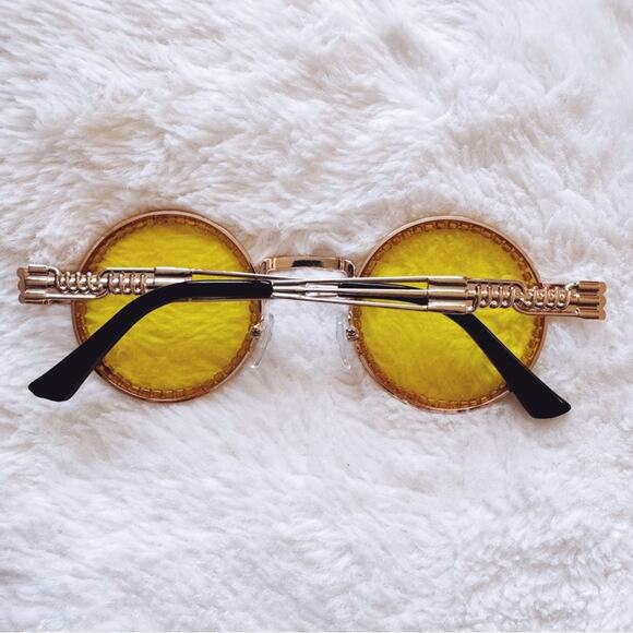 Kate Clear Yellow Round Sunglasses - Picture 13 of 14